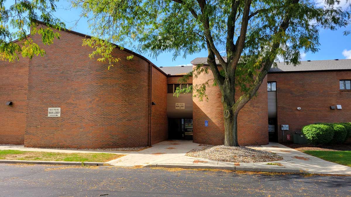 willow center bowling green ohio location building